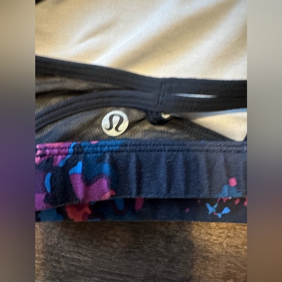 Lululemon Make A Move Size 6 Sports Bra - Picture 5 of 5